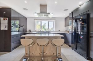 Photo 18- click for photo gallery